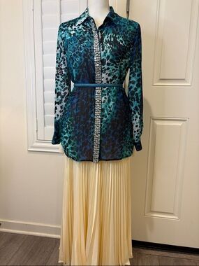 Chico's Chiffon Leopard Print Embellished Button Down Blouse Small